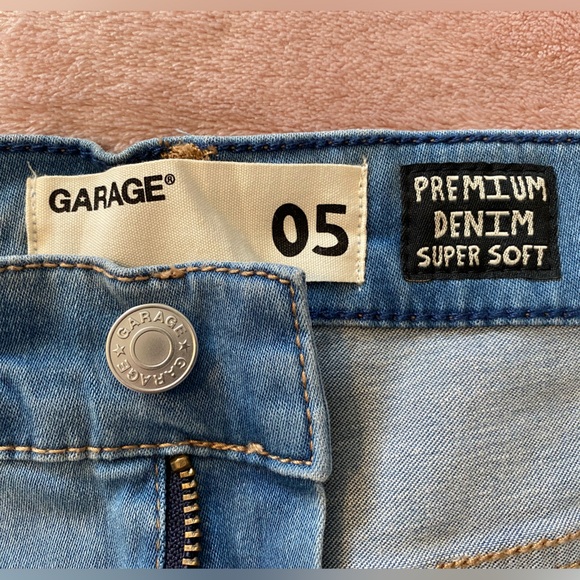 Garage Retro High Waist Shorts - Picture 4 of 6